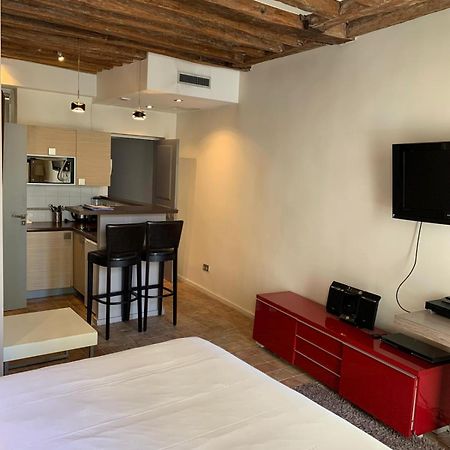 Habitat Parisien - Marais Sicile Apartment Exterior photo
